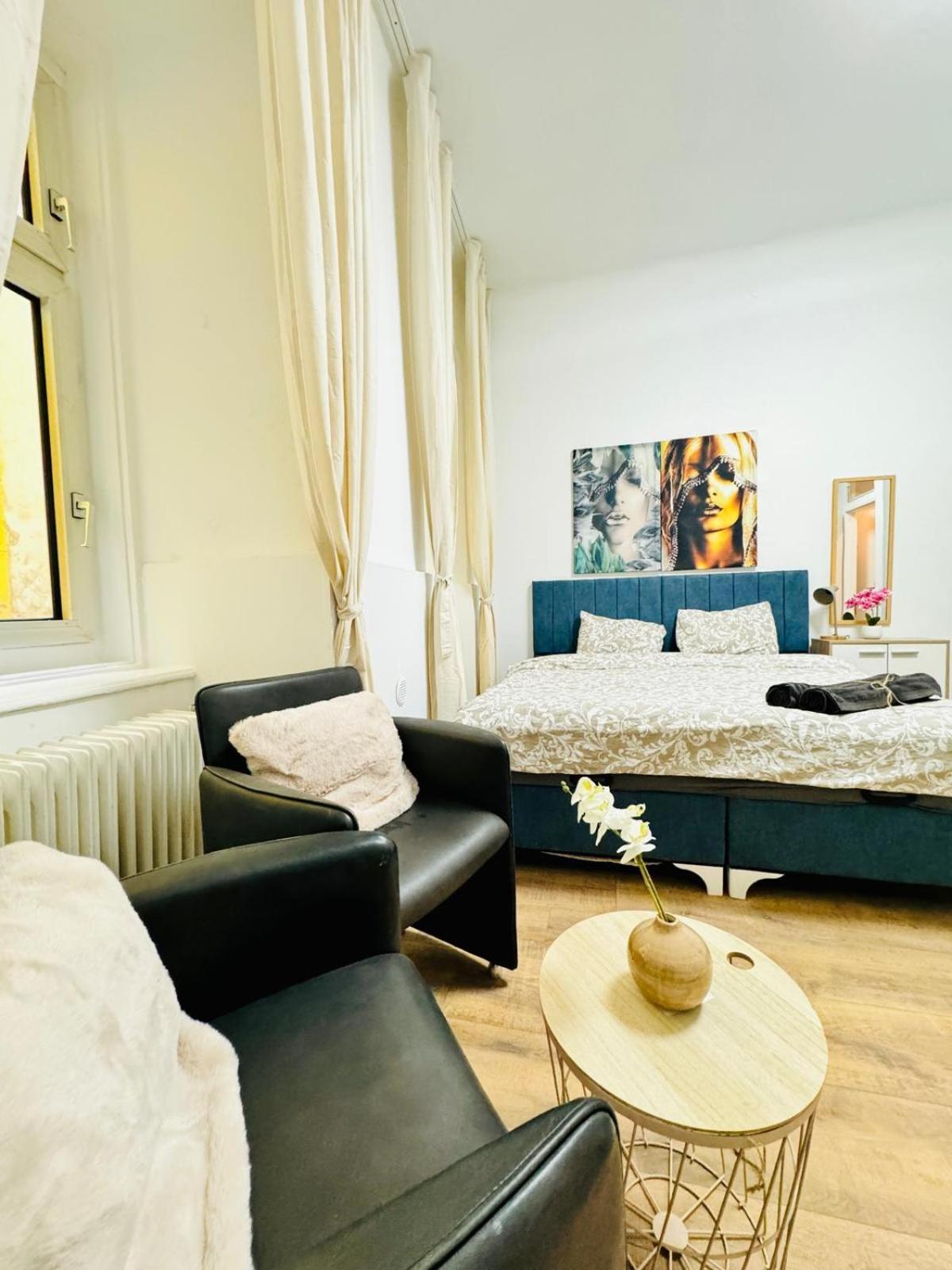 Comfortable 5br Shared 10 Minute Walk To Matzleinsdorfer Platz Appartamento Vienna